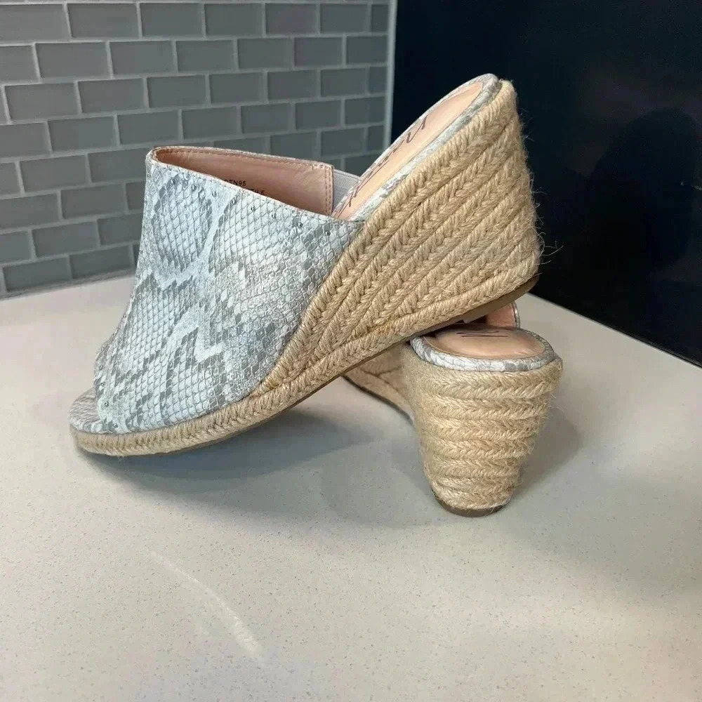 Nanette Lepore Wedge Heels Size 10 3 Inch
